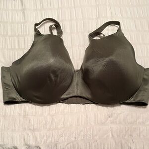 Lane Bryant Cacique lightly lined Balconette sz 42F EUC